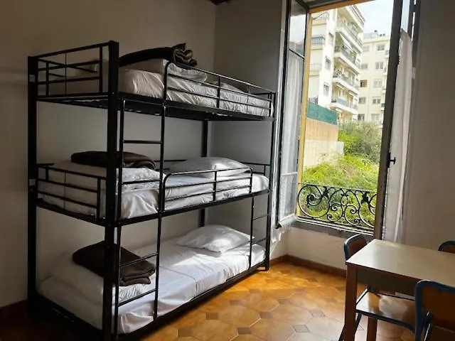 Alpazur Hostel