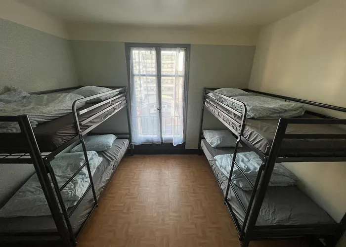 Hostel Alpazur *