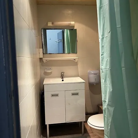 Alpazur Hostel Nicea