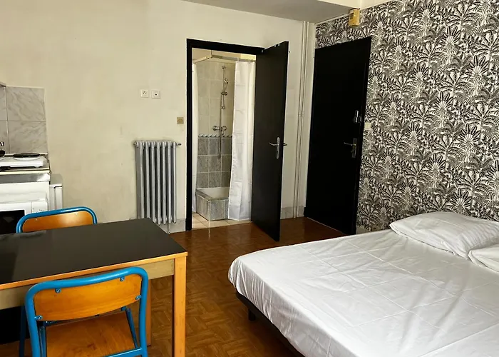 Alpazur ホステル ニース