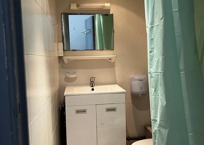 Alpazur ホステル ニース