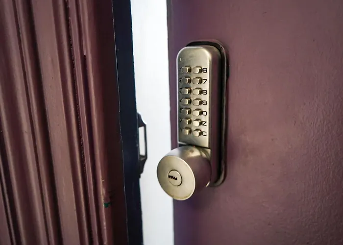 Alpazur ホステル